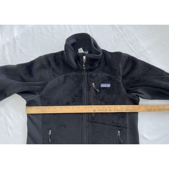 Patagonia R2 Black Fleece Jacket Full Zip Polartec w Pockets Women’s MEDIUM - Picture 3 of 10